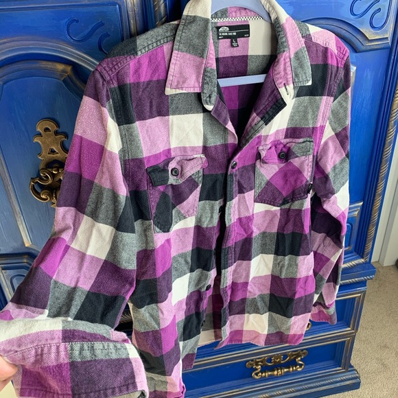 Vans Off The Wall Flannel Plaid Button Up Shirt LG - Picture 2 of 3